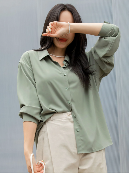 Mintgroene Blouse met Verlaagde Schouders & Knopen